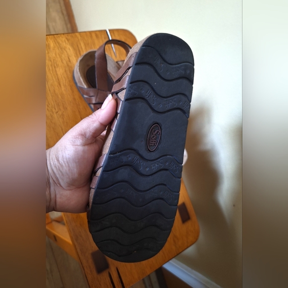 SOFFT Brown Strappy Sandals with Buckle Size 8 - Picture 5 of 5